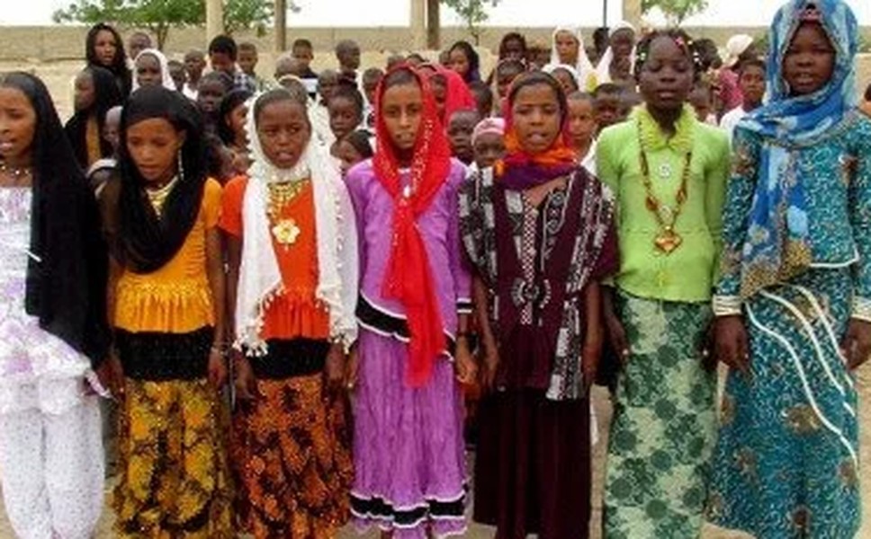 Students lined up at Ecole de Nouvelle Race (New Race School) in Toukra, Chad